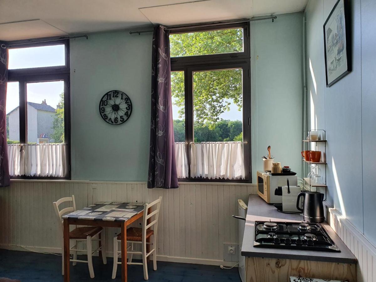 Camping Des 2 Rives- Chambres Etang-sur-Arroux 外观 照片