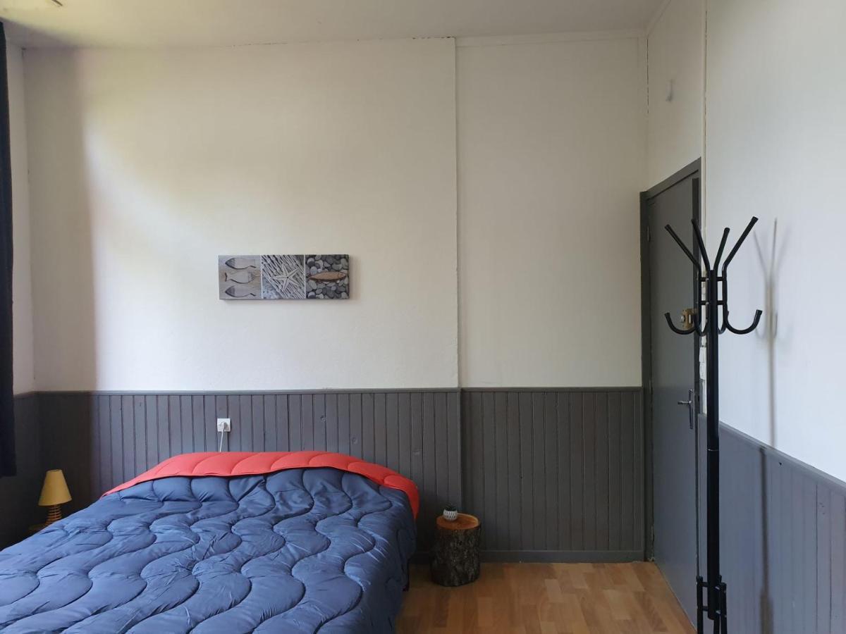 Camping Des 2 Rives- Chambres Etang-sur-Arroux 外观 照片